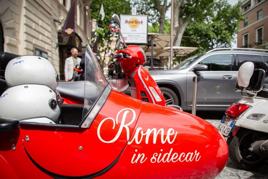 Afternoon Vespa Sidecar Tour with Gourmet Gelato Stop - Guides and the Tone: When Humor Meets History