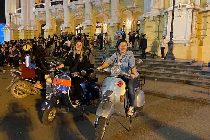 Amazing Vespa Night Tour For Food Lover - A Guided Vespa Night Ride That Keeps You From Getting Stuck