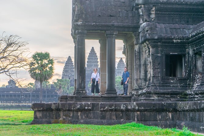 Angkor Adventure Vespa Tour / Tuk Tuk or Car - Why This Vespa Angkor Tour Starts at 8:00am