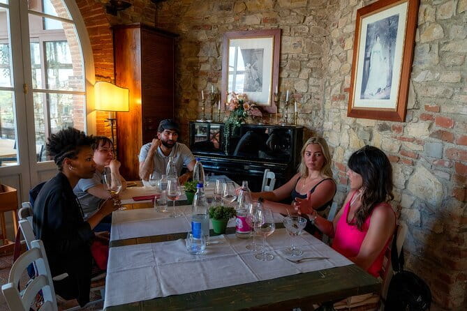 Chianti Vespa Tour with Lunch from Florence & E-car Option - Guides and the human touch: names to look for and what they do well