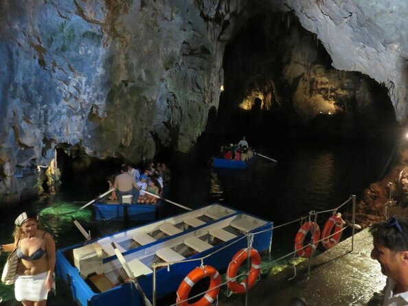 Discover the Magic of the Amalfi and Sorrento Coast by Vespa - Key things that make this Vespa day work