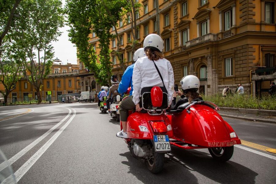 Evening Vespa Sidecar Tour with Gourmet Pizza Tasting - The Evening Route: Quirinale, Trevi, and the Pantheon Ticket