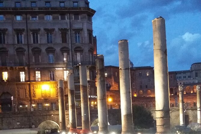 Exclusive Rome by Night Vespa Tour - Why a late 7 pm Vespa ride beats midday Rome