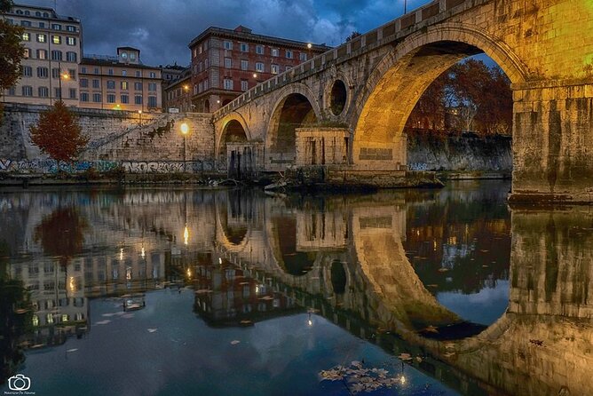 Exclusive Rome by Night Vespa Tour - Trastevere alleys: the 20-minute night vibe break
