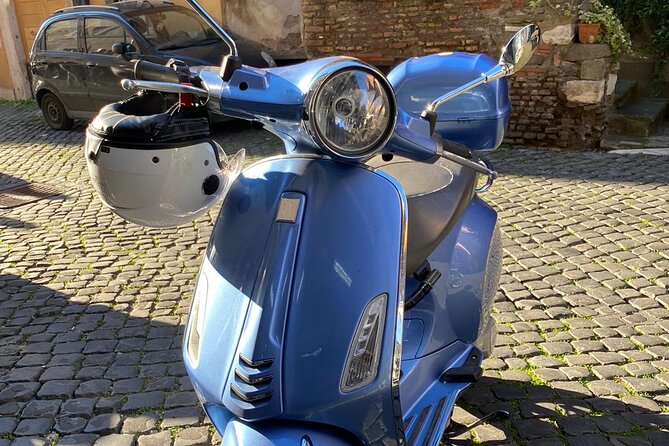 Exclusive Rome by Night Vespa Tour - Safety and practical rider fit (125cc, weight limit, and self-drive fees)