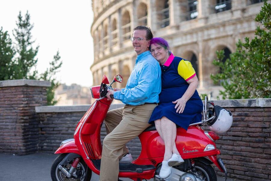 Explore city on Vespa with Professional Photographer - Final Scooter Ride (30 Minutes) and Fontana dell’Acqua Paola: A Strong Wrap-Up