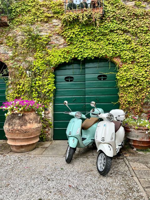 Explore the Rolling Hills of Lucca on a Vespa 125 Primavera - A Vespa 125 Primavera day around Lucca: the real point of this trip