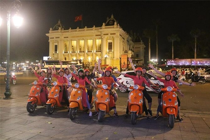 Female Riders Vespa Night Street Food + Train Street food 4 Hours - Safety on a night Vespa ride: what’s provided and what you still should do
