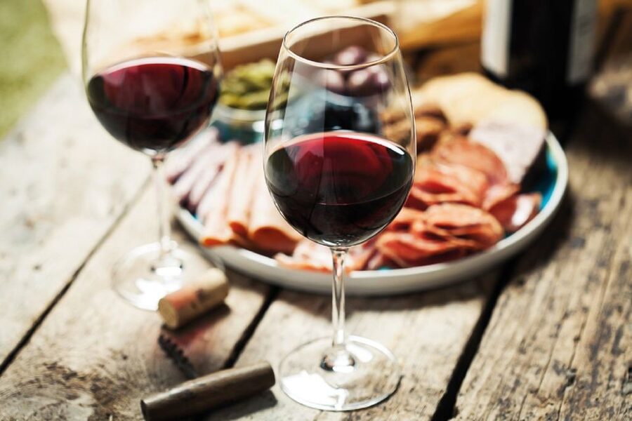 Florence/Badesse: Tuscany Group Vespa Tour with Wine Tasting - Who Should Book This (and Who Should Consider Another Option)
