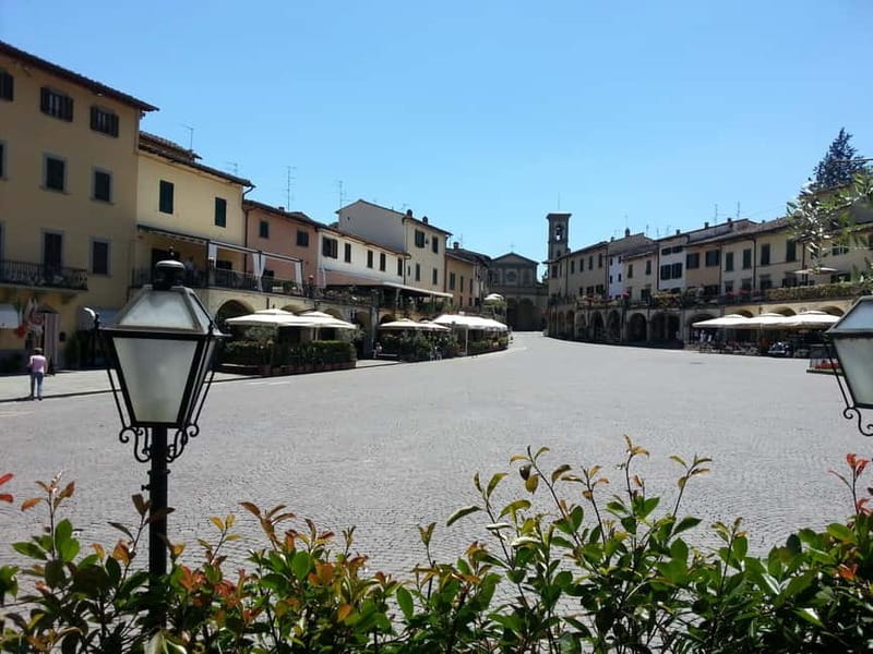 From Florence: Chianti Self-Guided Vespa Tour with Lunch - Greve in Chianti: the triangular square, arcades, and lunch at the right moment