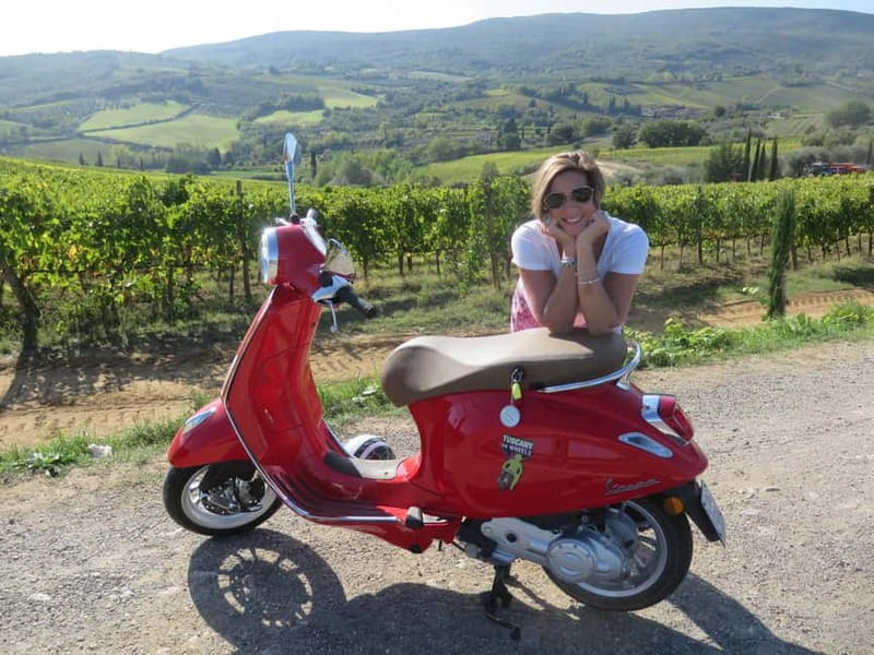 From Florence: Tuscany Vespa Tour with Lunch & Wine - Small group advantage: guides who keep the day running smoothly
