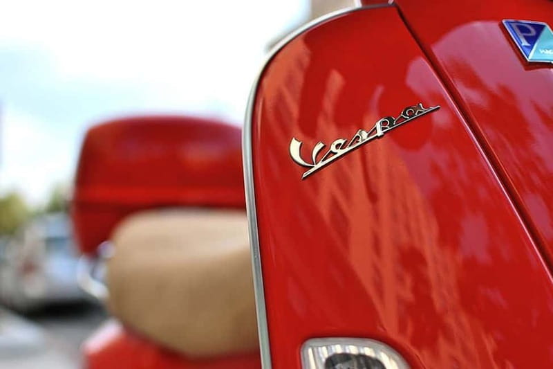 From Siena/Badesse: Vespa & Chianti Tour in the Tuscan Hills - Meeting point in Siena or Badesse: plan your timing