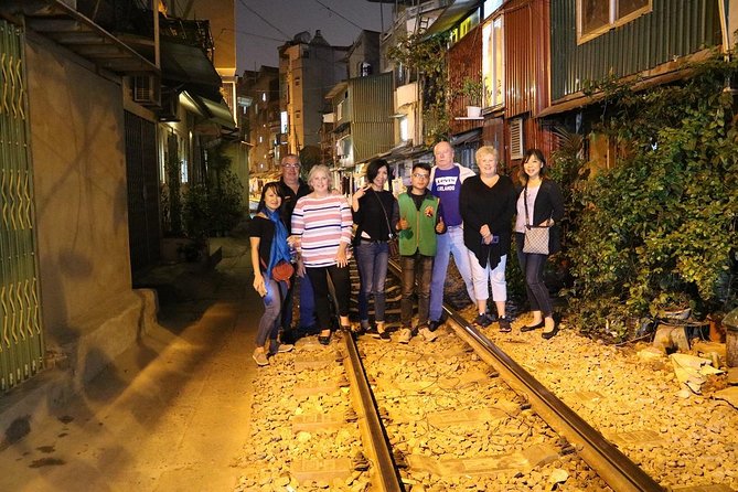 Hanoi Vespa After Dark Street food + Train Street+ Live Music - Stop 5: Hồ Trúc Bạch and Ngu Xã Street Food (A Real Sampler Menu)