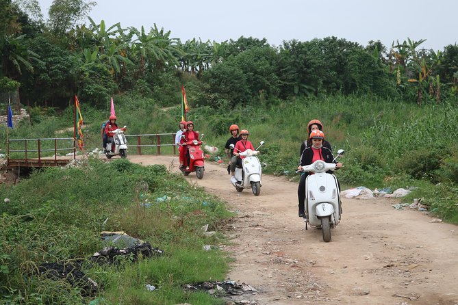 Hanoi Vespa Countryside Tour With Female Ao Dai Riders Half Day - Countryside food and the lunch you don’t have to plan