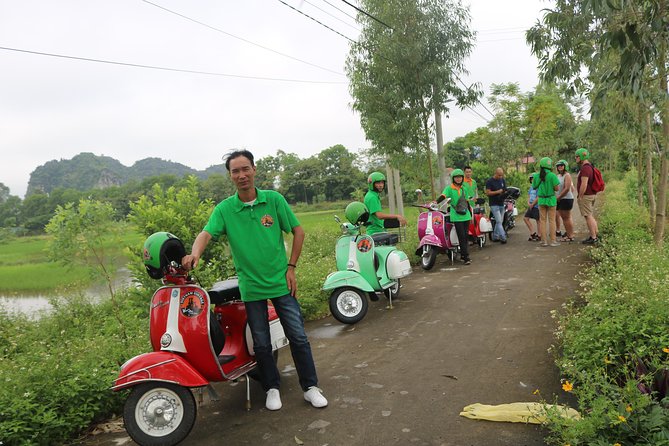 Hanoi Vespa Tour Explore Red River Delta & Rural Villages 5 Hours - Riding back into Hanoi: backroads, small alleys, and a calmer ending