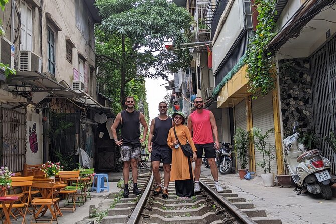 Hanoi Vespa Tours: Hanoi By Night Vespa Foodie Tours - Red River and West Lake: Night Views Worth Timing