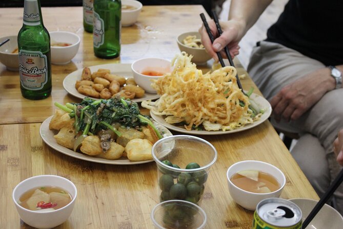 Hanoi Vespa Tours: Hanoi Vintage Vespa Food Tours - Stop 3: Old Quarter Eats Featuring Banh Cuon and Bun Cha