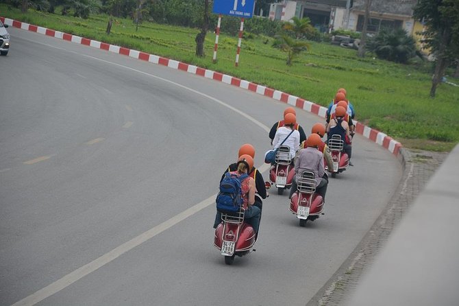 Hanoi Vespa Tours: Hanoi Vintage Vespa Tours Countryside - Guides, Safety, and the Small-Group Advantage