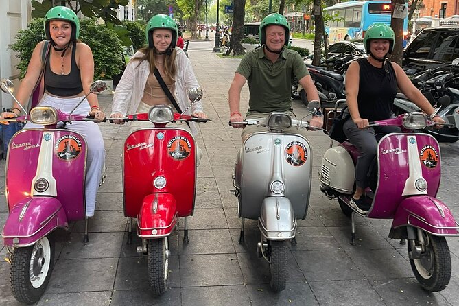 Ho Chi Minh Vespa City Tour 4,5 hours - Nguyen Thien Thuat apartment buildings: old blocks and everyday life