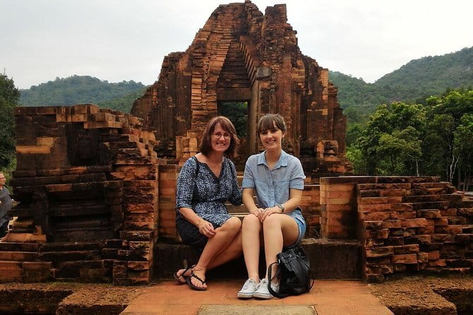 Hoi An Cooking Class & Vespa Cooking Adventure Tour - What to expect for timing, group size, and comfort