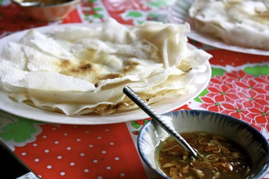 Hoi An: Evening Food Culture Tour by Vespa - What You’ll Eat: 7–10 Stops, from Crispy Pancakes to Dessert