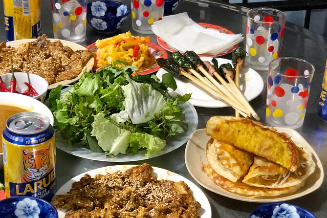 Hoi An Vespa Food Tour: Authentic & Exotic Food Culture - Stop 1: Hoi An center to Tan An area street-food pace
