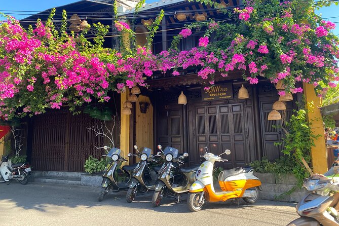 Hoi An Vespa Tours: Hoi An Highlights and Hidden Gems - Stop 5: Hoi An Specialties and How the Meal Fits the Day