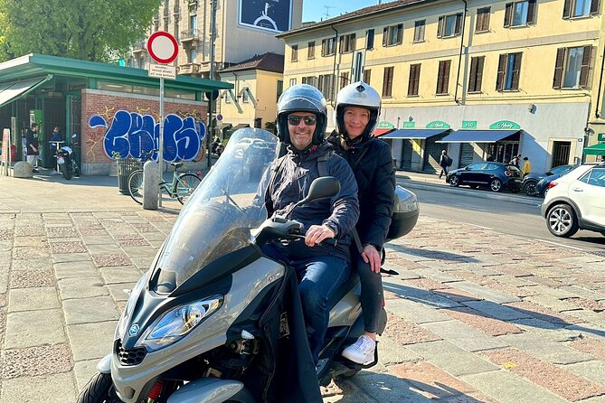 Milan Vespa Adventure: Private Tour for Couples and Friends - Navigli canals district: case a ringhiera and how locals used to live