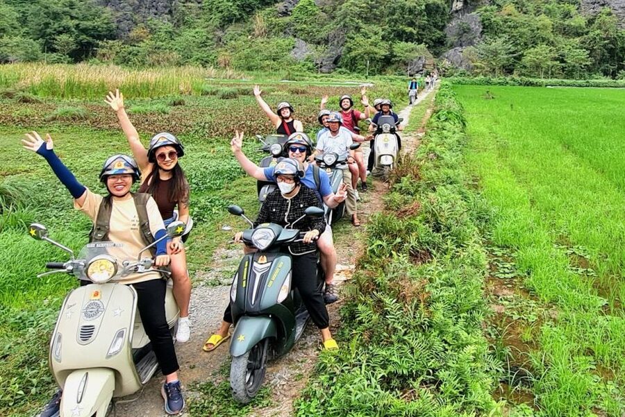 Ninh Binh Vespa Tours from Hanoi: Vespa + Boat + Daily Life - Timing and pacing: why this itinerary feels easier than it looks