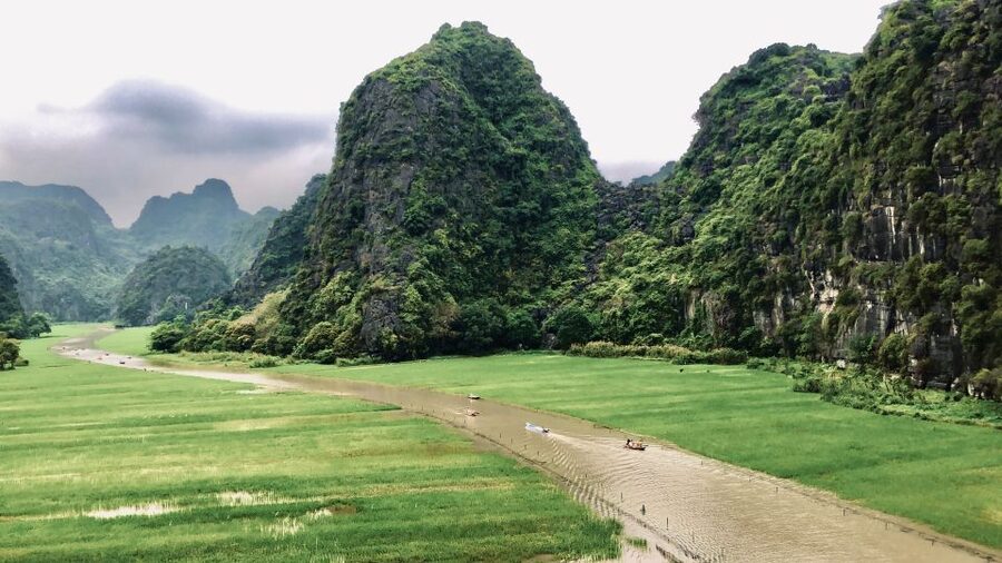 Ninh Binh Vespa Tours from Hanoi: Vespa + Boat + Daily Life - Who should book this Ninh Binh Vespa + Boat day