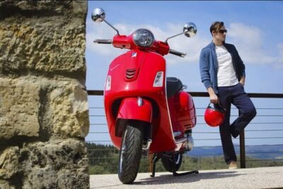 Panoramic and Historical Vespa Tour Naples - Meeting at Via Toledo and how to plan your timing