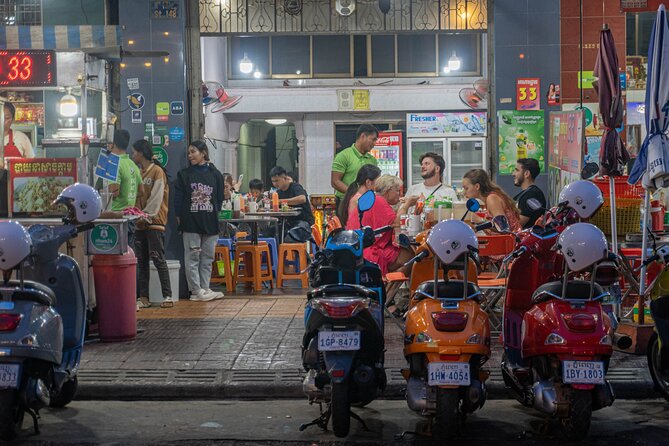 Phnom Penh Evening Foodie Vespa Tour / Tuk Tuk Available - Why a Phnom Penh Vespa Food Tour Works So Well at Dusk