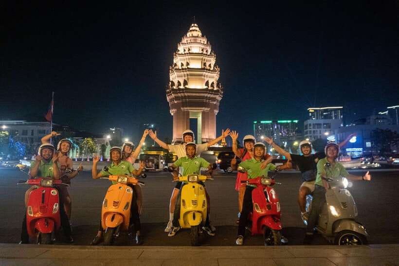Phnom Penh Night Foodie Vespa Tour / Tuk Tuk Available - The 4–4.5 Hour Plan: How It Stays Fun Instead of Exhausting