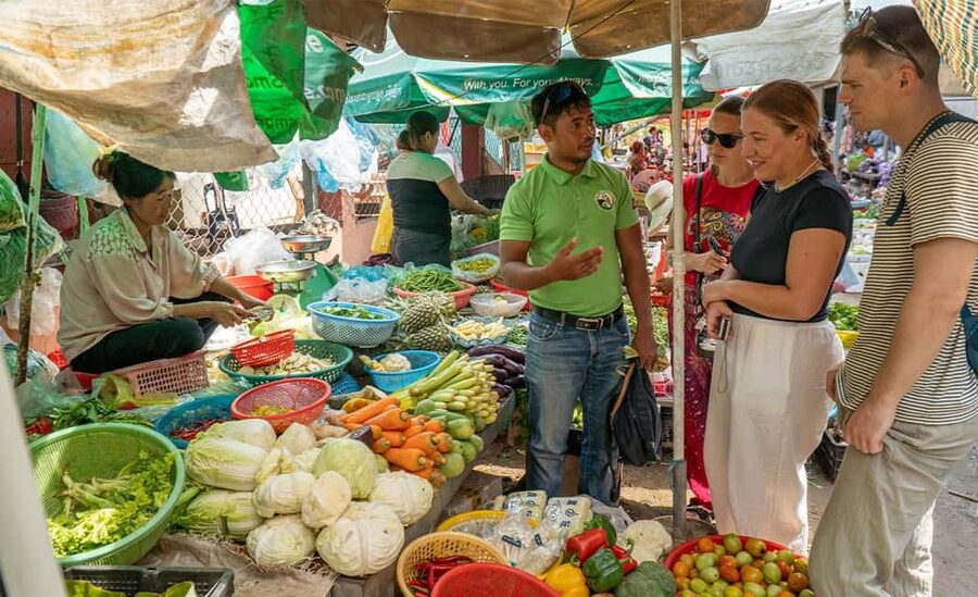Phnom Penh: Walking Tour, Food Tour & Sunset Cruise - Walking Distance, Heat, and Who This Tour Fits Best