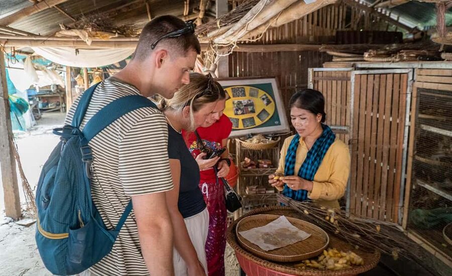 Phnom Penh: Walking Tour, Food Tour & Sunset Cruise - Psar Kandal, Wat Phnom, and Lady Penh: Phnom Penh’s Spiritual Heart