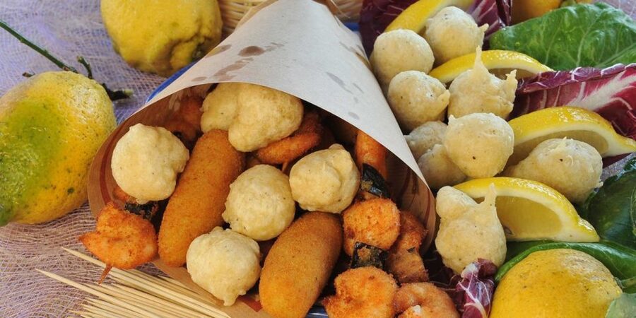 Private Tour: Naples Food Tasting Tour by Vintage Vespa - Pickup, timing, and what the 258 minutes really feels like