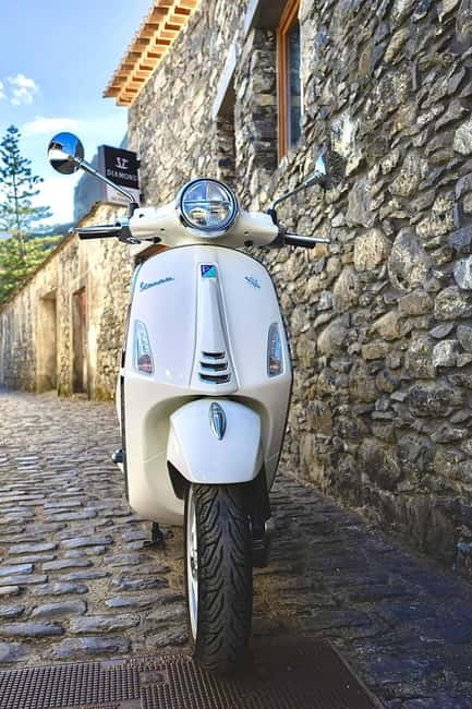 Private Vespa Tour Funchal & Câmara Lobos (3hrs) - The coastal ride: why scooter time matters on Madeira