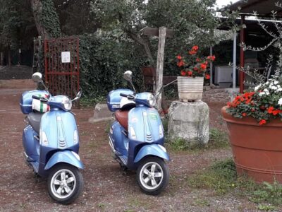 RENTA A VESPA - Meeting LANDIMENSION in Vicolo di S. Nicola de’ Cesarini