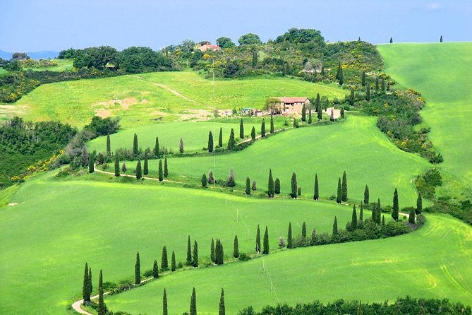 Romantic Vespa Tour and Wine Tasting - Why a Vespa day in Montepulciano feels like a date with Tuscany