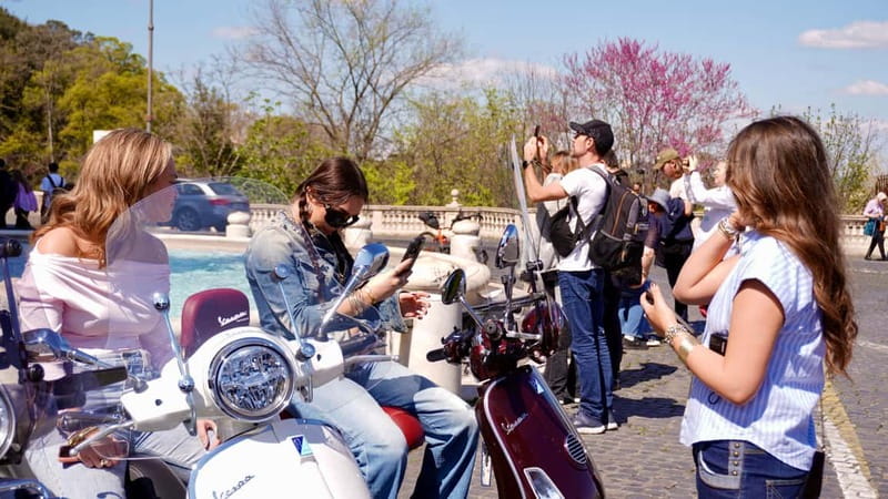 Rome: 1-Hour Vespa Ride as Passenger with a Local Driver - Price and value: what $55 buys you in Rome
