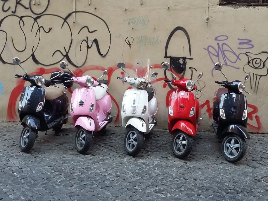 Rome by night on Vespa - Why a Vespa night ride works better than walking