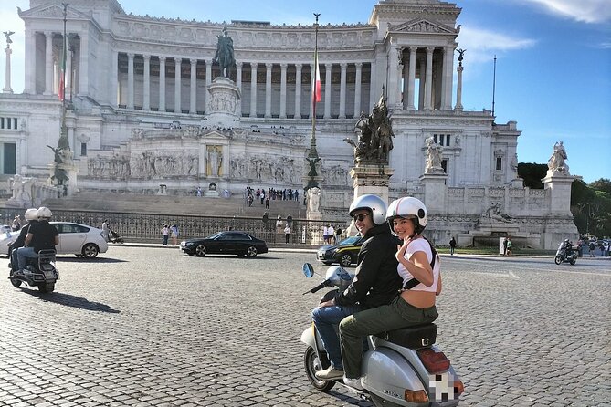 Rome by Vespa: Classic Rome Tour with Pick up - Campo de’ Fiori Market Ride and the Palatine Hill Finish