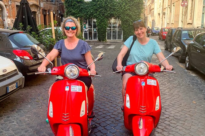 Rome by Vespa – with Francesco: the Best Guided Vespa Tour - Spanish Steps and Piazza Navona: two classic views, one steady pace