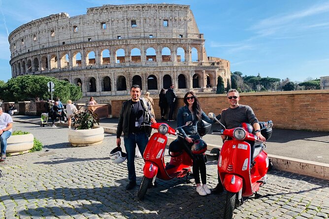 Rome by Vespa – with Francesco: the Best Guided Vespa Tour - Rione Monti: the ride starts with charm, not stress