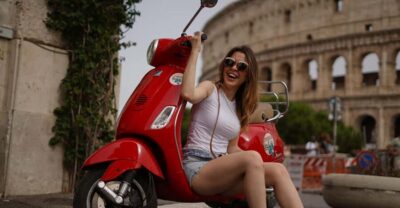 Rome: City Tour by Vespa with Aperol Spritz - The Colosseum photo stop (15 minutes) that actually works