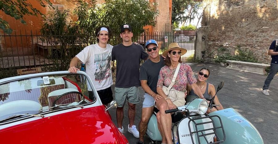 Rome: Evening Fiat 500 and Vespa Prosecco Tour - Why the photo timing feels easier than a DIY night route