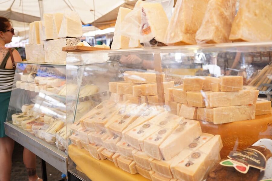 Rome: Guided City Food Tour by Vespa and Tastings - Campo de Fiori: market time that feels like real Rome