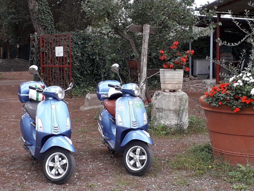 Rome: Guided Vespa City Tour - Helmet Fit, Comfort, and Safety: What to Wear for a 2–3 Hour Ride