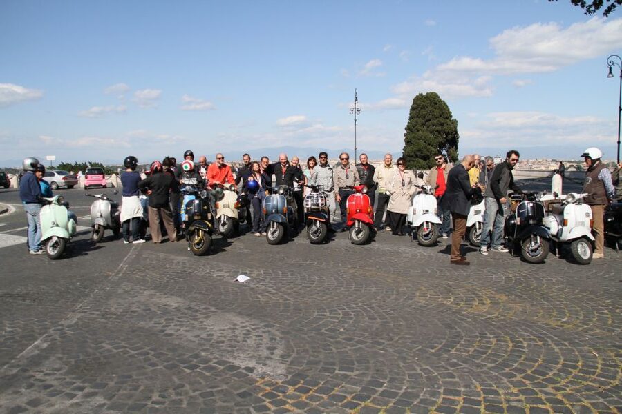 Rome: Half-Day Vespa Tour with Private Driver - Safety, insurance, and who should skip a Vespa day