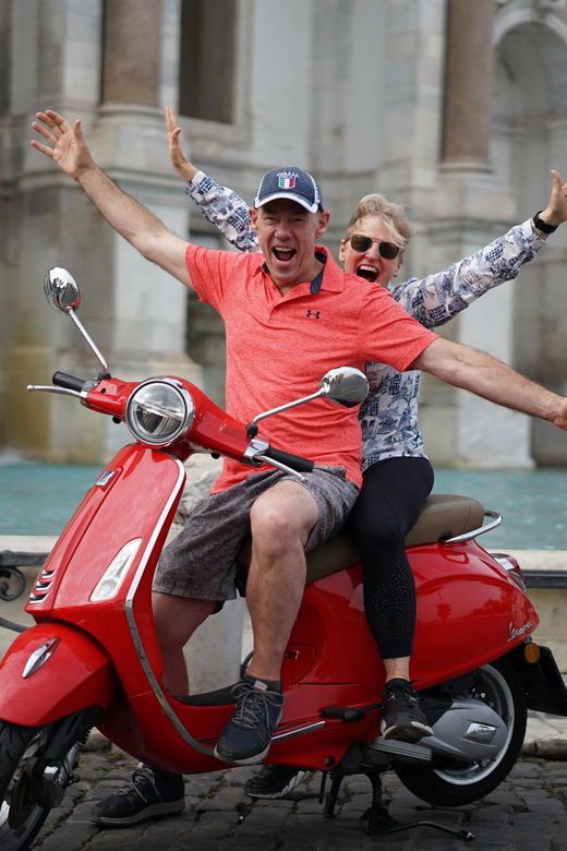 Rome: Hidden Gems Guided Vespa Tour with Photos - Fontana dell’Acqua Paola and Terrazza del Gianicolo Panoramas